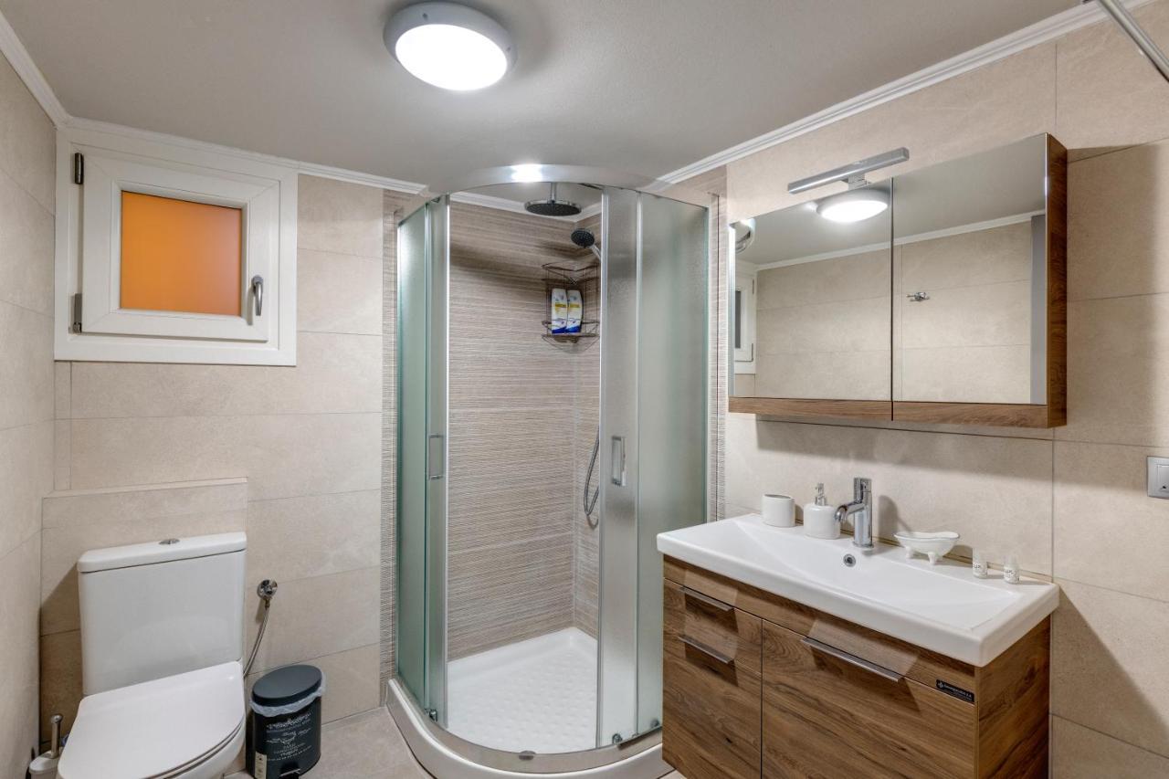 Takis Guesthouse-orneda-hermoupolis * Ermoupoli