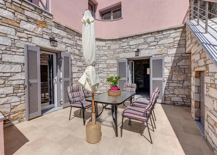 Takis Guesthouse-Orneda-Hermoupolis