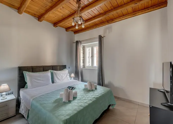 Takis Guesthouse-Orneda-Hermoupolis