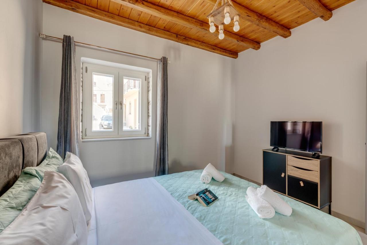 Takis Guesthouse-orneda-hermoupolis Ermoúpoli