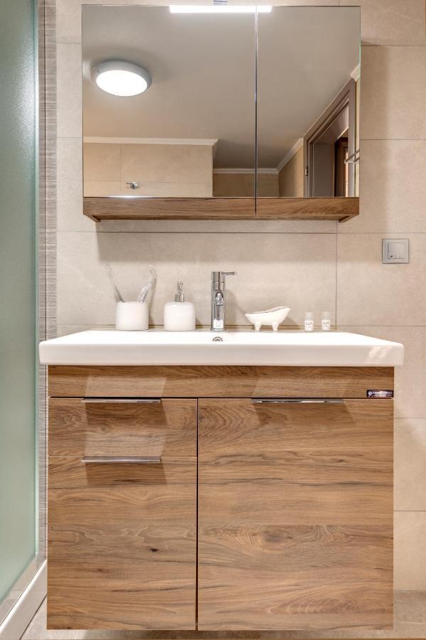 Takis Guesthouse-orneda-hermoupolis *